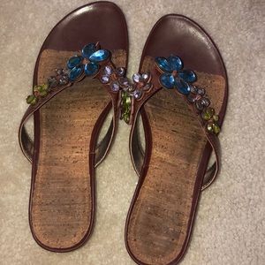 Kenneth Cole reaction flip flops! Size 7M.